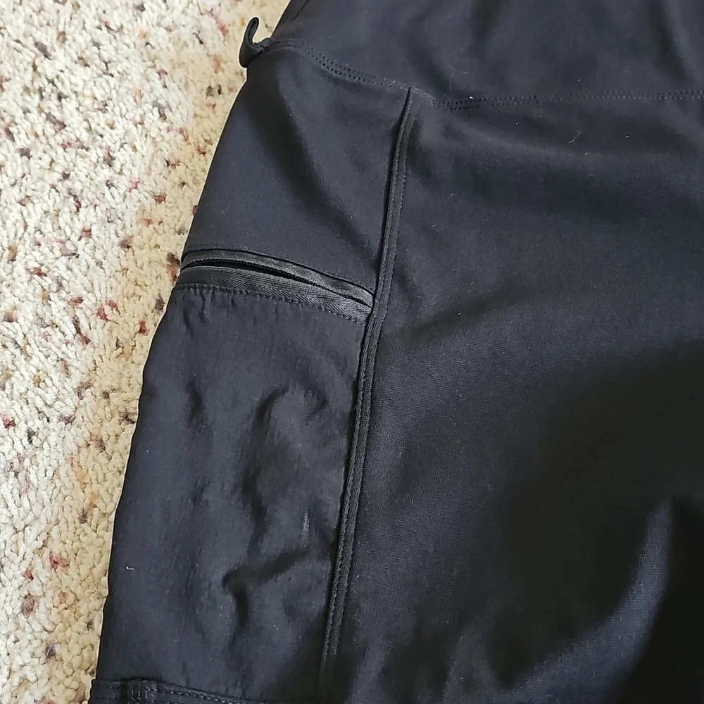 Carhartt Women's Black Leggings - Picture 4 of 11